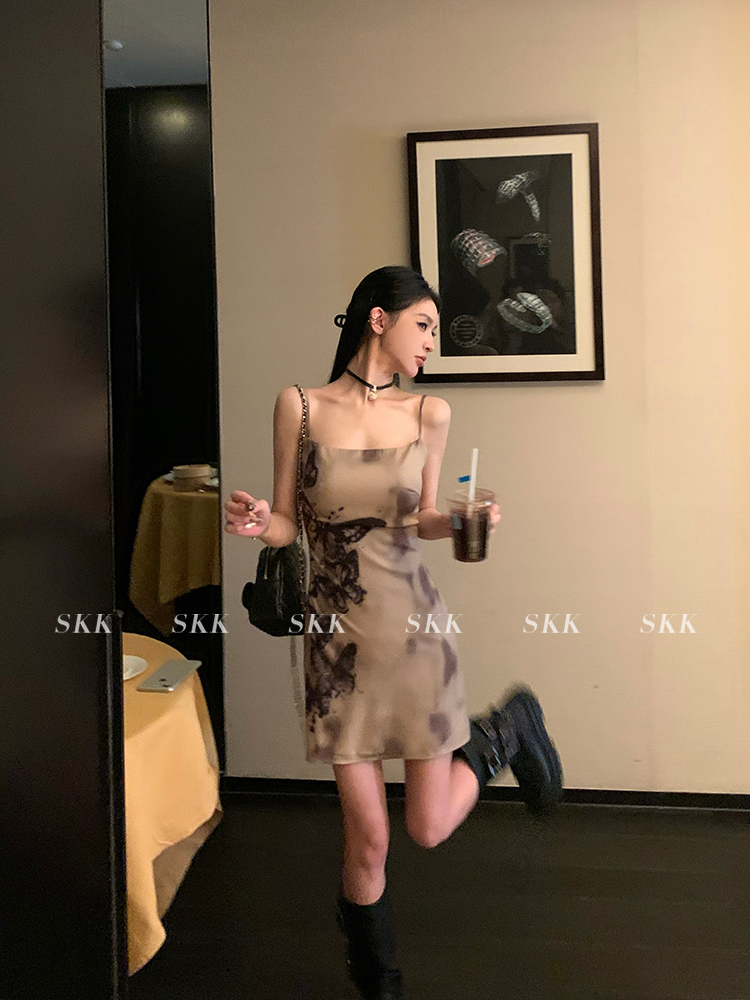 Summer A-Line Dress for Women, French Style Butterfly Watercolor Print, Waist-Cinching Spaghetti Straps, Trendy Fashion 2025 Summer A-Line Dress for Women, French Style Butterfly Watercolor Print, Waist-Cinching Spaghetti Straps, Trendy Fashion 2025