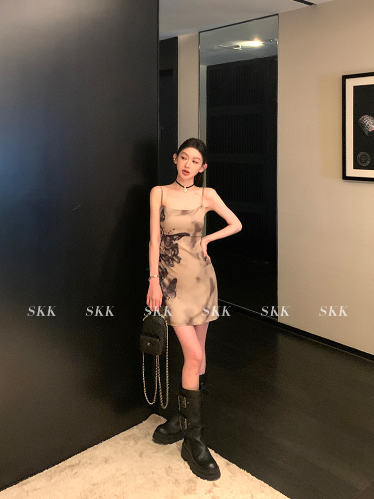 Summer A-Line Dress for Women, French Style Butterfly Watercolor Print, Waist-Cinching Spaghetti Straps, Trendy Fashion 2025 Summer A-Line Dress for Women, French Style Butterfly Watercolor Print, Waist-Cinching Spaghetti Straps, Trendy Fashion 2025