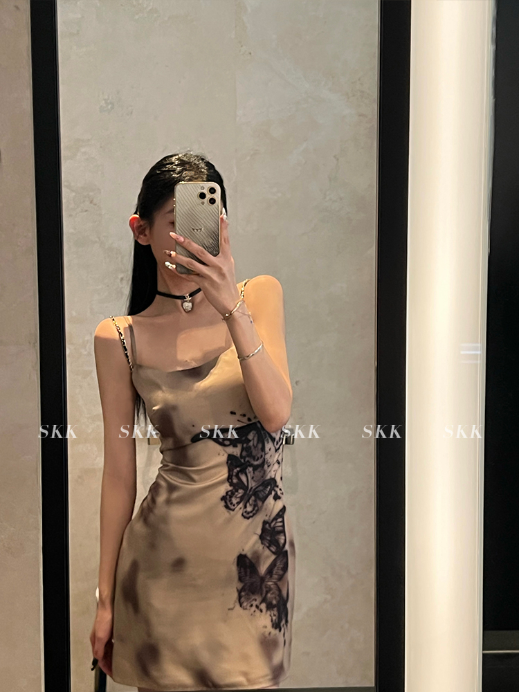 Summer A-Line Dress for Women, French Style Butterfly Watercolor Print, Waist-Cinching Spaghetti Straps, Trendy Fashion 2025 Summer A-Line Dress for Women, French Style Butterfly Watercolor Print, Waist-Cinching Spaghetti Straps, Trendy Fashion 2025