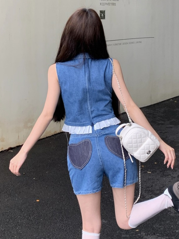 Summer Denim Vest Top and Wide-Leg Shorts Set - Fresh and Youthful Outfit for Effortless Style Summer Denim Vest Top and Wide-Leg Shorts Set - Fresh and Youthful Outfit for Effortless Style