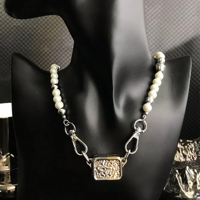 Summer Light Luxury Imitation Pearl Beaded Choker Necklace for Women - High-End Magnetic Design, Elegant Temperament Jewelry