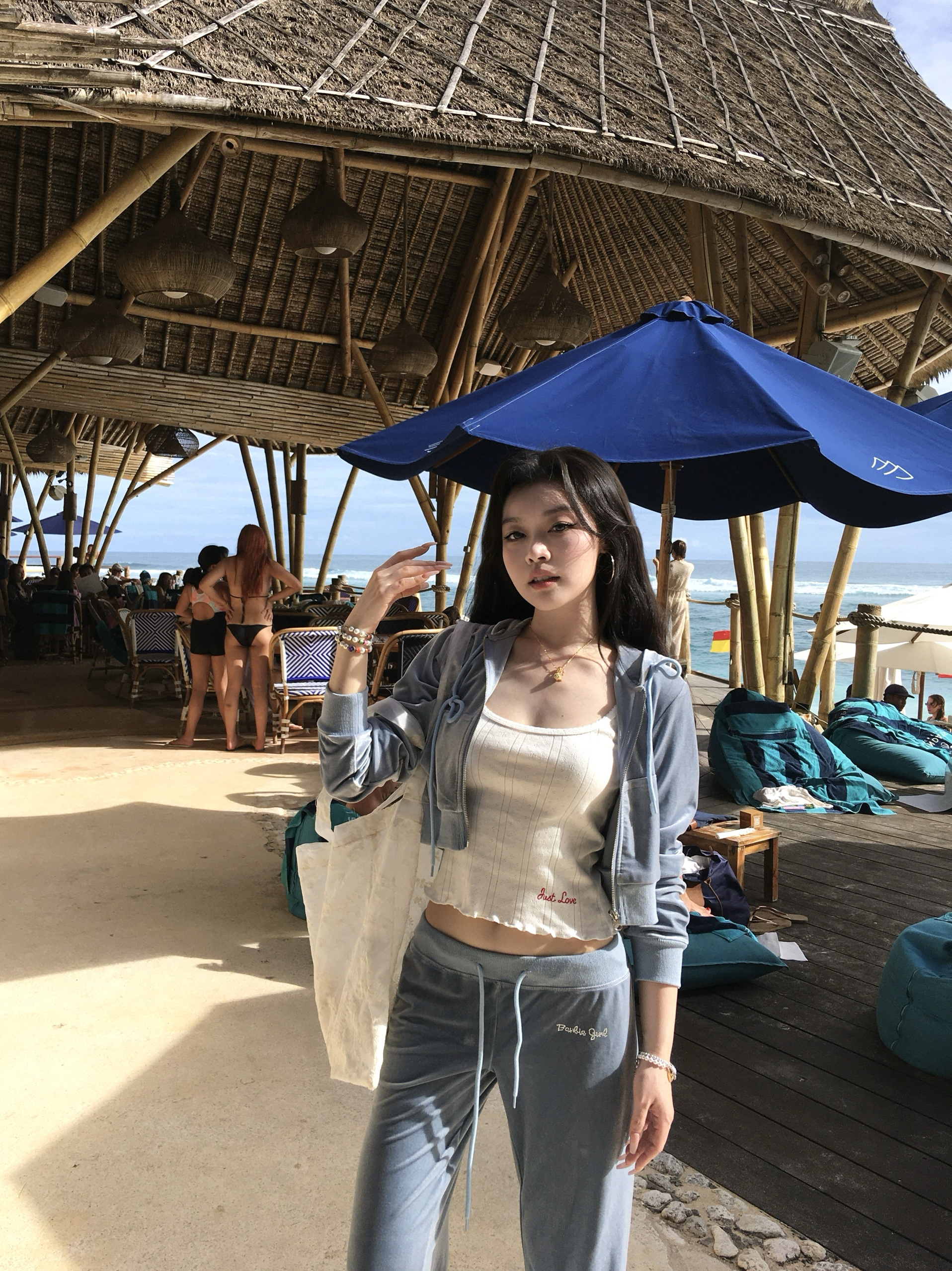 Summer Retro Sweetheart Velvet Set with Hot-Fix Rhinestones - Three-Color Upgraded Version for a Stylish 90s Look Summer Retro Sweetheart Velvet Set with Hot-Fix Rhinestones - Three-Color Upgraded Version for a Stylish 90s Look