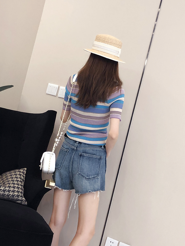 Summer Women's Casual Distressed Ripped Frayed Denim Shorts - Trendy Water-Washed European Style Summer Women's Casual Distressed Ripped Frayed Denim Shorts - Trendy Water-Washed European Style