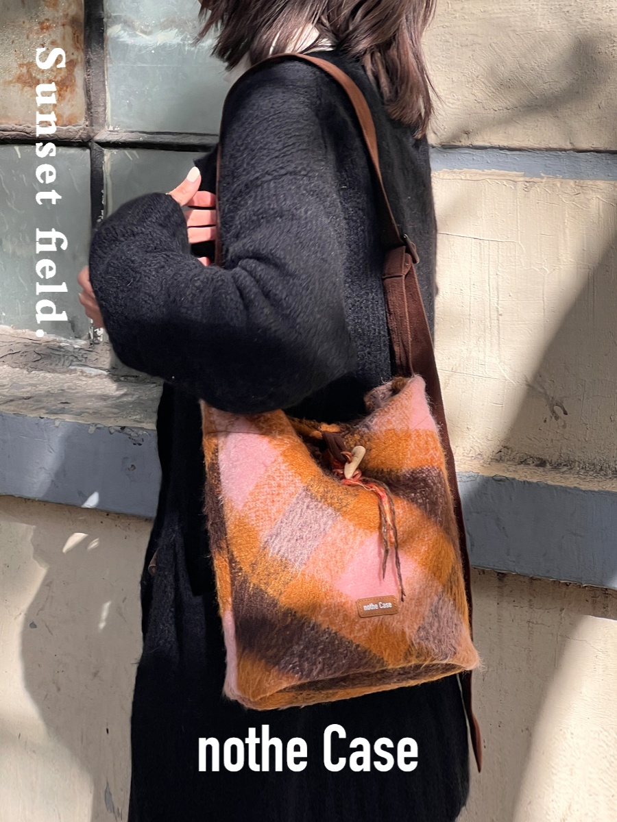 Sunset Orange High-Quality Woolen Plaid Large Capacity Crossbody Tote Bag - Stylish Commuter Bucket Bag for Everyday Use Sunset Orange High-Quality Woolen Plaid Large Capacity Crossbody Tote Bag - Stylish Commuter Bucket Bag for Everyday Use