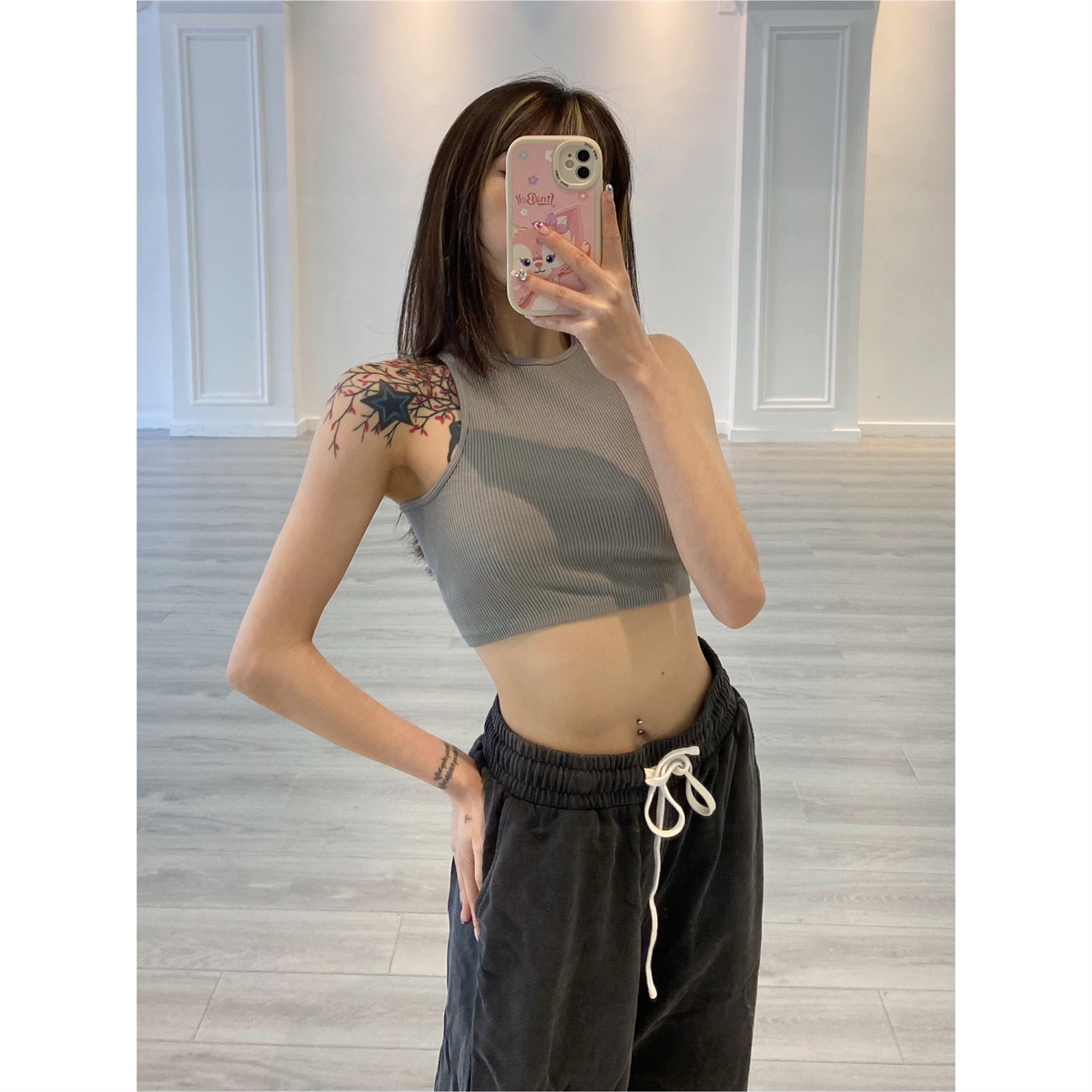 Sweet and Spicy Style Short Sleeveless Knitted Camisole Top for Women – Jazz Dance Inspired Fashion Sweet and Spicy Style Short Sleeveless Knitted Camisole Top for Women – Jazz Dance Inspired Fashion