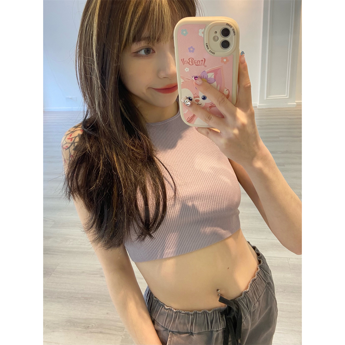 Sweet and Spicy Style Short Sleeveless Knitted Camisole Top for Women – Jazz Dance Inspired Fashion Sweet and Spicy Style Short Sleeveless Knitted Camisole Top for Women – Jazz Dance Inspired Fashion