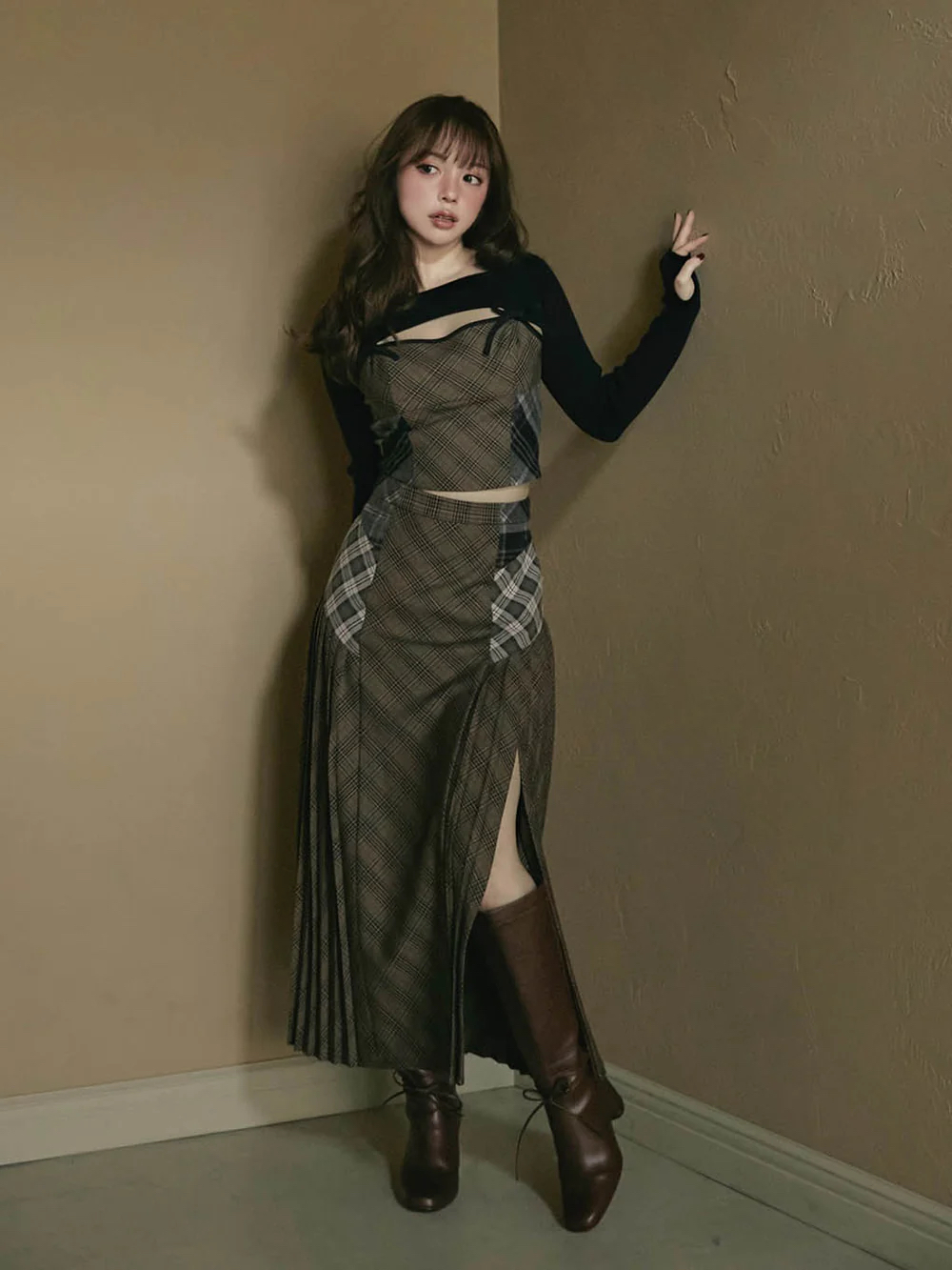 Sweet Checkered Spaghetti Strap Patchwork Skirt Set for Women - Early Spring 2025 Fashion, Y2K Inspired Sweet Checkered Spaghetti Strap Patchwork Skirt Set for Women - Early Spring 2025 Fashion, Y2K Inspired