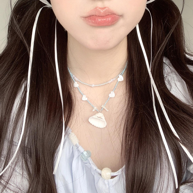 Sweet Heart Necklace with Pearl Shell Pendant - High Fashion Choker for Young Girls, Cool Vacation Vibe Clavicle Chain Accessory