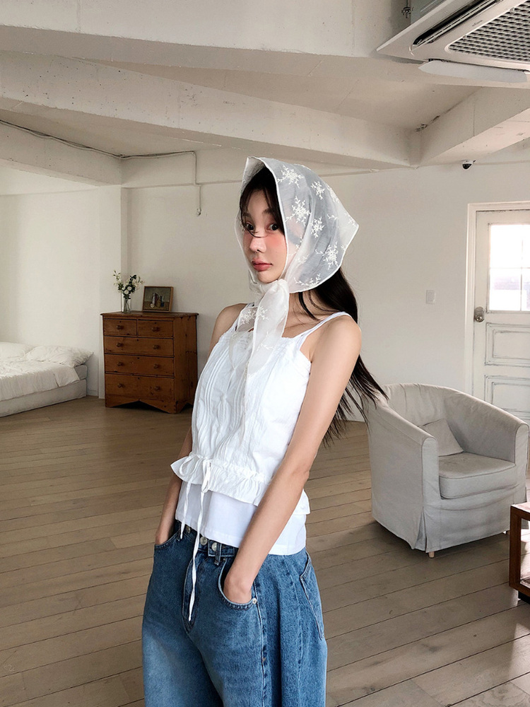 Sweet Lace Sheer Mesh Multifunctional Square Towel - Korean Style Accessory for 90s-Inspired Fashion and Y2K Aesthetic Sweet Lace Sheer Mesh Multifunctional Square Towel - Korean Style Accessory for 90s-Inspired Fashion and Y2K Aesthetic