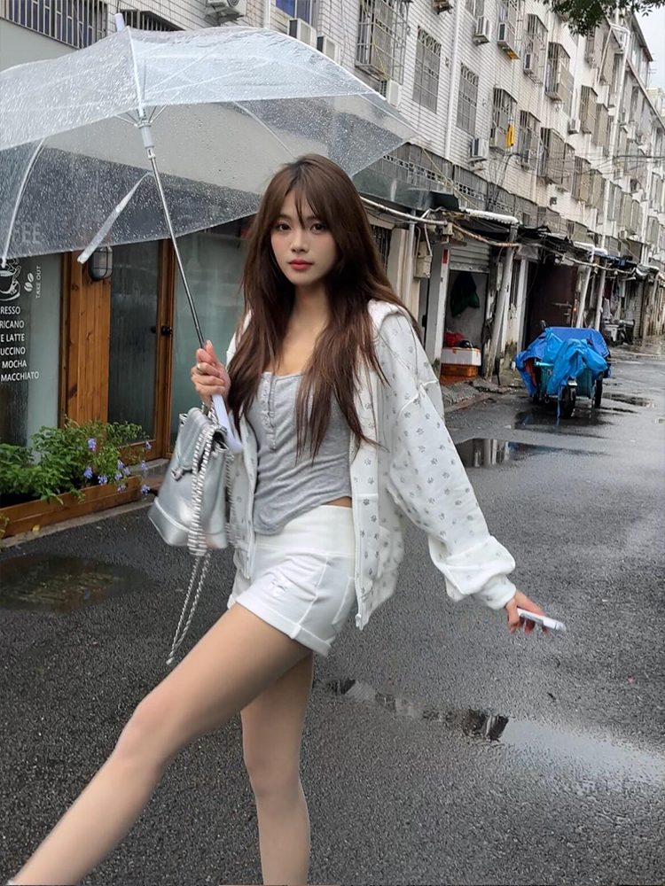 Sweet Printed Fleece Hoodie Jacket and Slim-Fit Shorts Two-Piece Set for Autumn - Eccentric Style Sweet Printed Fleece Hoodie Jacket and Slim-Fit Shorts Two-Piece Set for Autumn - Eccentric Style