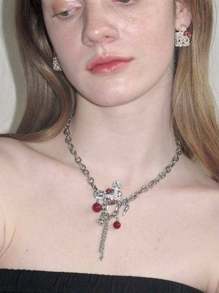 Sweet Red Saturn Necklace for Women - Versatile Colorfast Clavicle Chain Pendant, INS Style Fashion Accessory Sweet Red Saturn Necklace for Women - Versatile Colorfast Clavicle Chain Pendant, INS Style Fashion Accessory