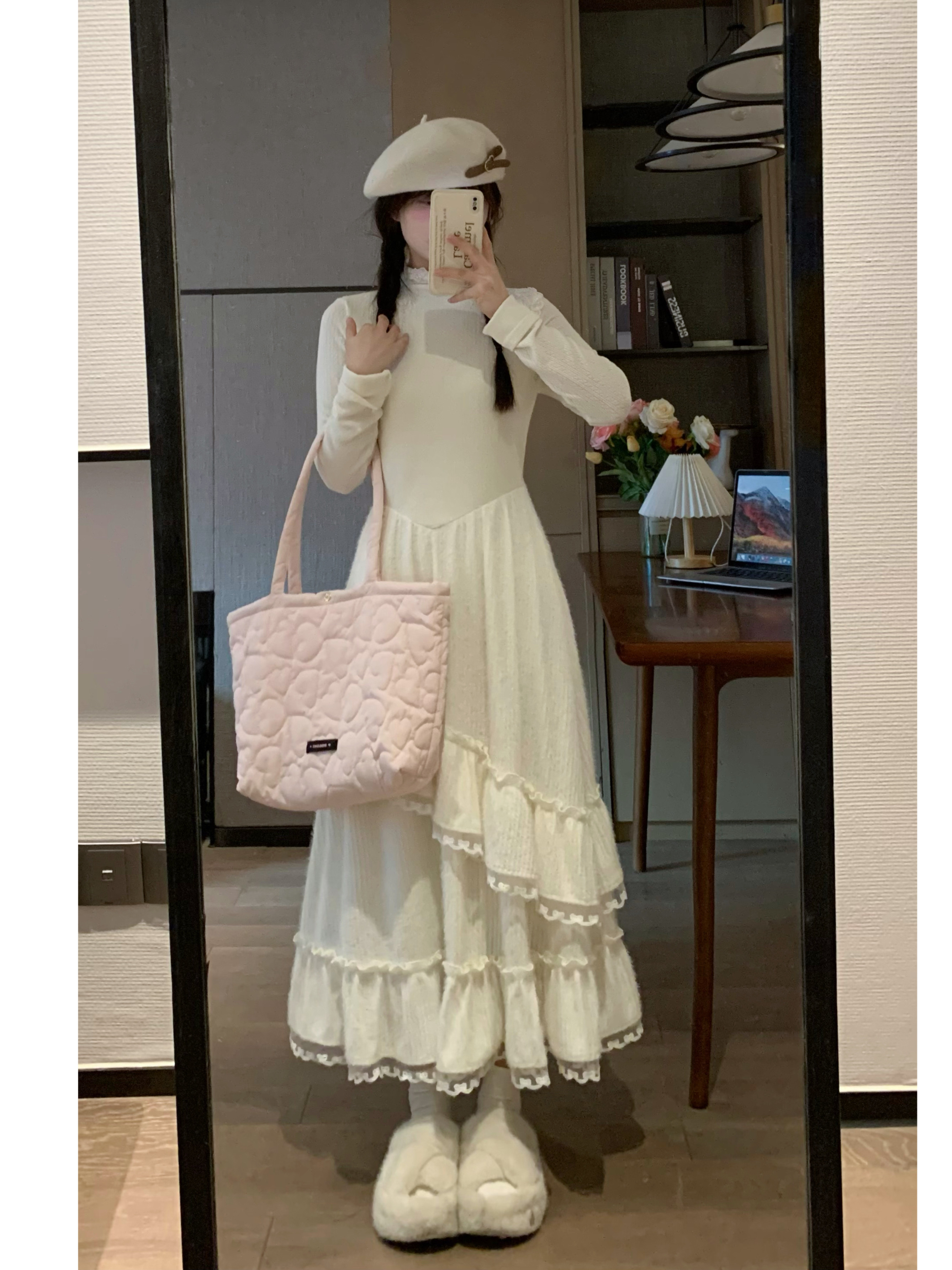 Sweet Spring Lace Knitted Long Sleeve Dress with Waist-Cinching Design, Slimming Patchwork Cake Skirt for Women Sweet Spring Lace Knitted Long Sleeve Dress with Waist-Cinching Design, Slimming Patchwork Cake Skirt for Women
