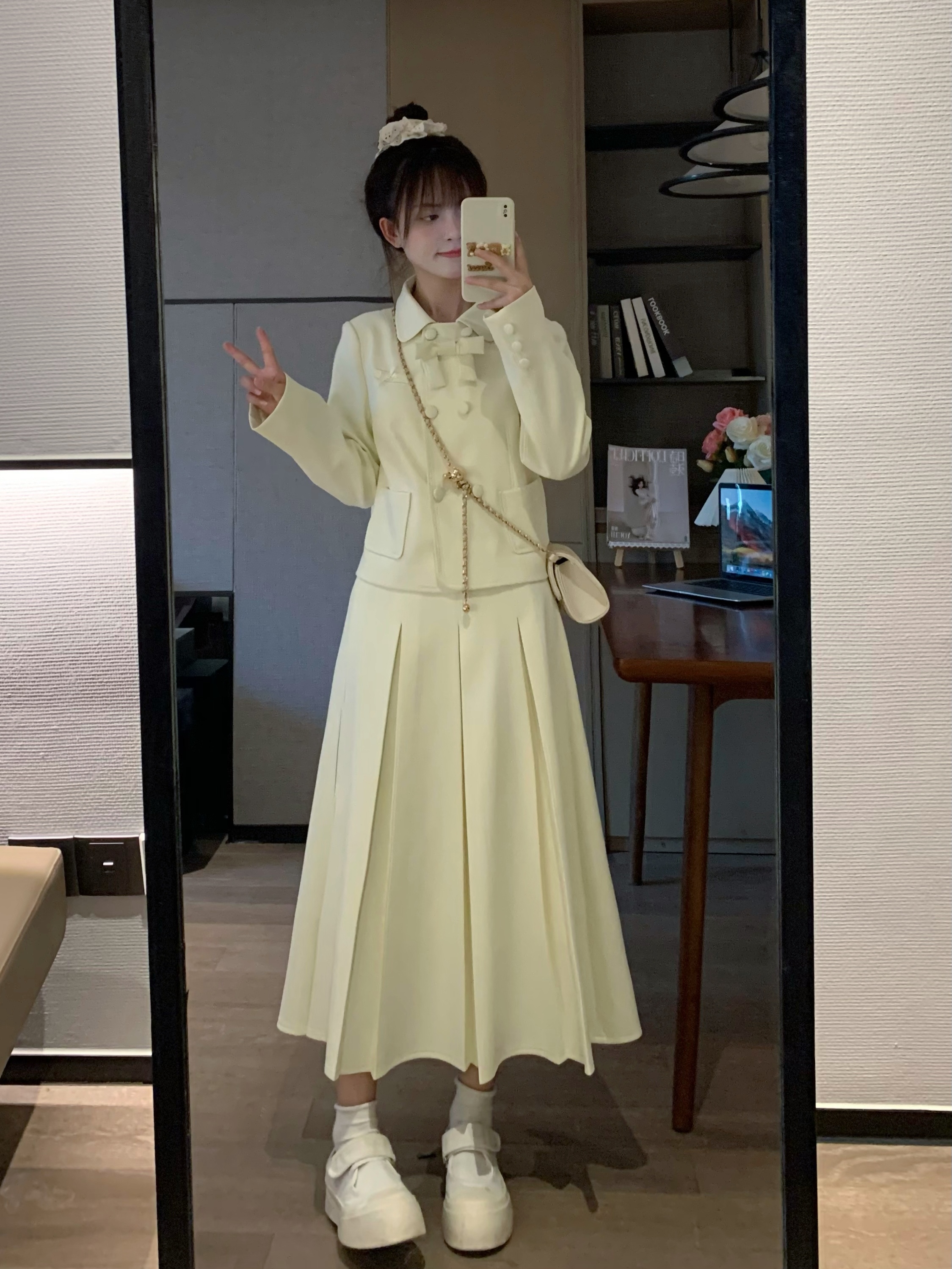 Sweet Spring Two-Color Oversized Blazer & Long Skirt Set | Trendy Women's Fashion Jacket | Stylish Milk Flavor Blue Look Sweet Spring Two-Color Oversized Blazer & Long Skirt Set | Trendy Women's Fashion Jacket | Stylish Milk Flavor Blue Look