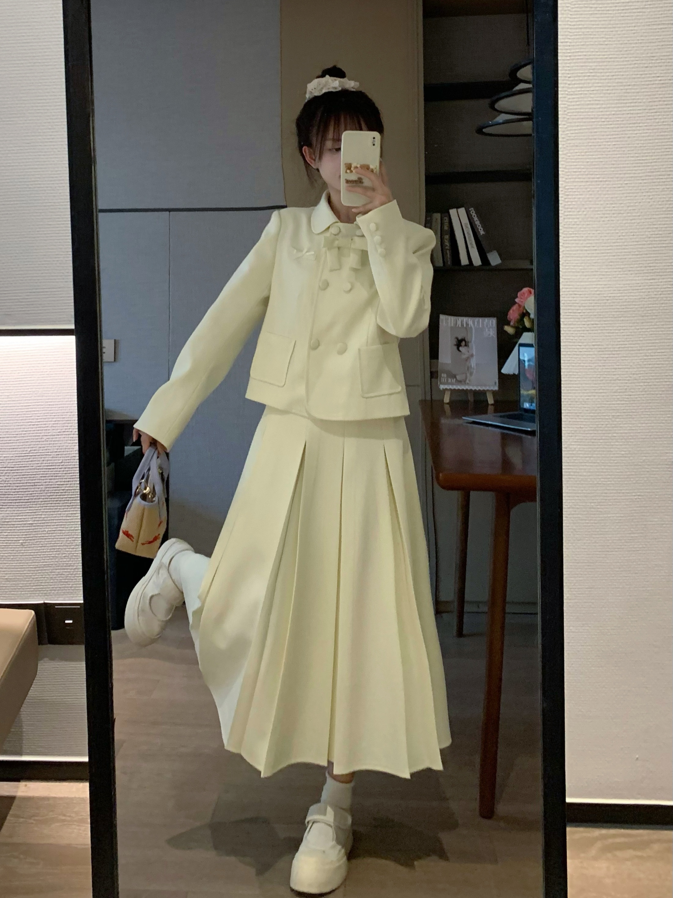 Sweet Spring Two-Color Oversized Blazer & Long Skirt Set | Trendy Women's Fashion Jacket | Stylish Milk Flavor Blue Look Sweet Spring Two-Color Oversized Blazer & Long Skirt Set | Trendy Women's Fashion Jacket | Stylish Milk Flavor Blue Look