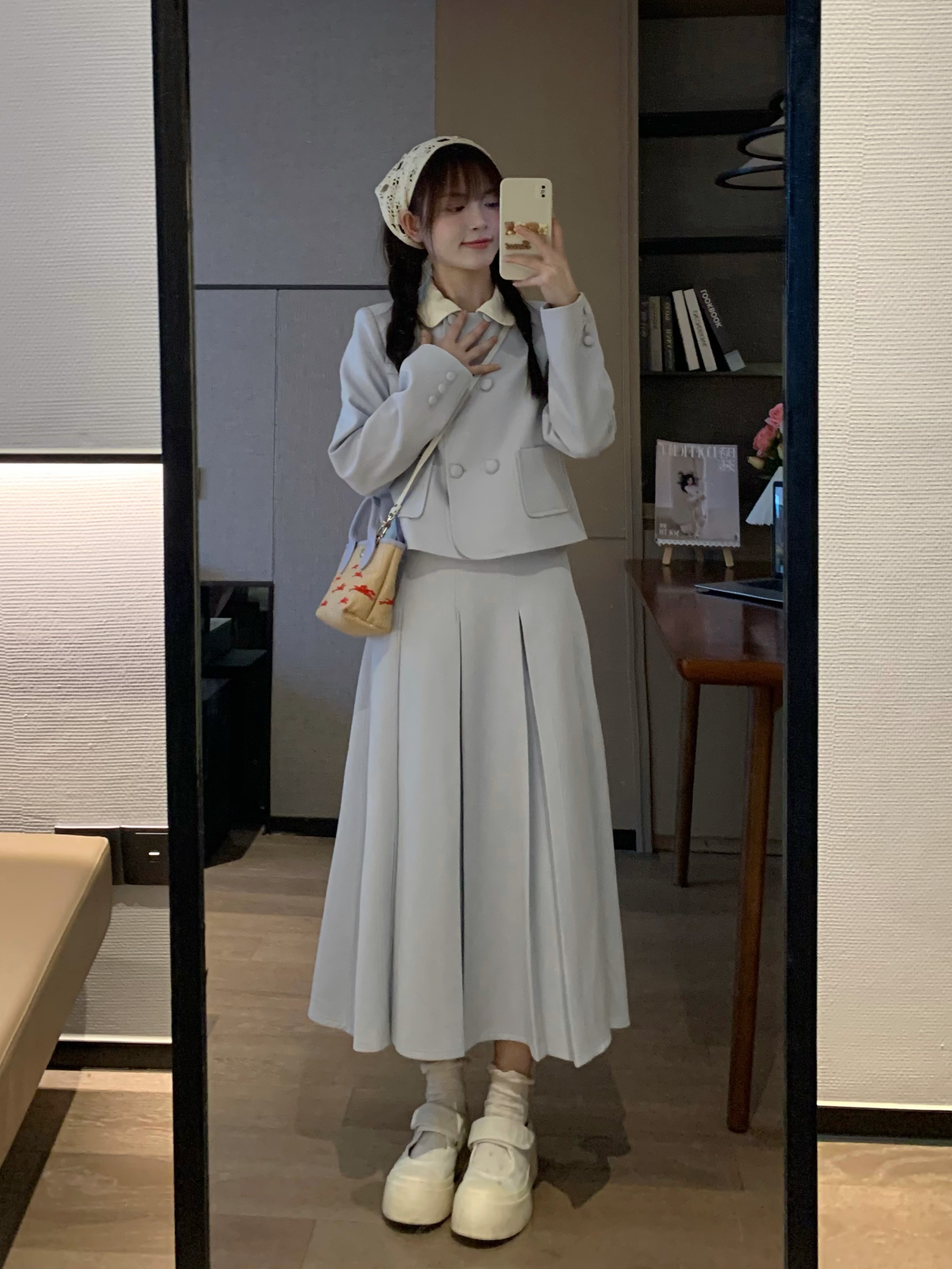 Sweet Spring Two-Color Oversized Blazer & Long Skirt Set | Trendy Women's Fashion Jacket | Stylish Milk Flavor Blue Look Sweet Spring Two-Color Oversized Blazer & Long Skirt Set | Trendy Women's Fashion Jacket | Stylish Milk Flavor Blue Look