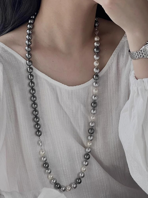 Tahitian Pearl Necklace for Women - Light Luxury Clavicle Chain, Elegant Design for Chic and Minimalist Style Tahitian Pearl Necklace for Women - Light Luxury Clavicle Chain, Elegant Design for Chic and Minimalist Style