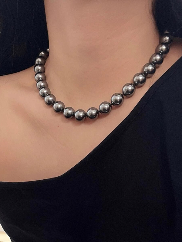 Tahitian Pearl Necklace for Women - Light Luxury Clavicle Chain, Elegant Design for Chic and Minimalist Style Tahitian Pearl Necklace for Women - Light Luxury Clavicle Chain, Elegant Design for Chic and Minimalist Style
