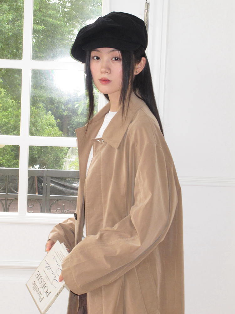 Textured Cotton Solid Color Octagonal Hat for Women - Elegant Short-Brimmed Duckbill Cap for a Flattering Look