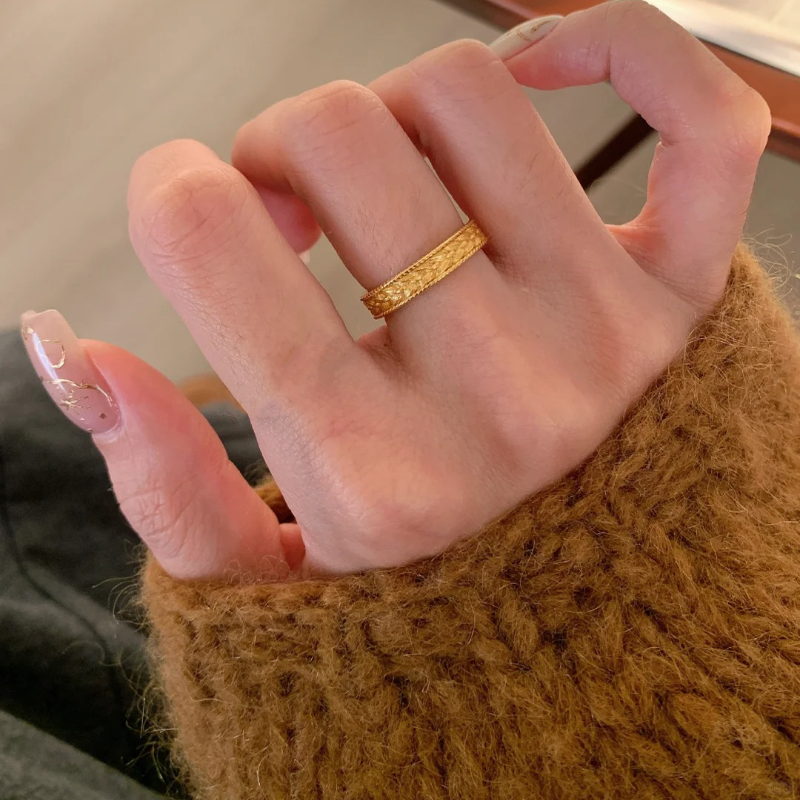 Textured Wheat Spike Design Ring for Women - Trendy Versatile Finger Ring for 2025 Fashion