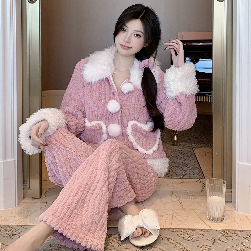 Thickened Coral Fleece Three-Piece Women's Pajama Set for Autumn and Winter - Warm and Sexy Homewear Thickened Coral Fleece Three-Piece Women's Pajama Set for Autumn and Winter - Warm and Sexy Homewear