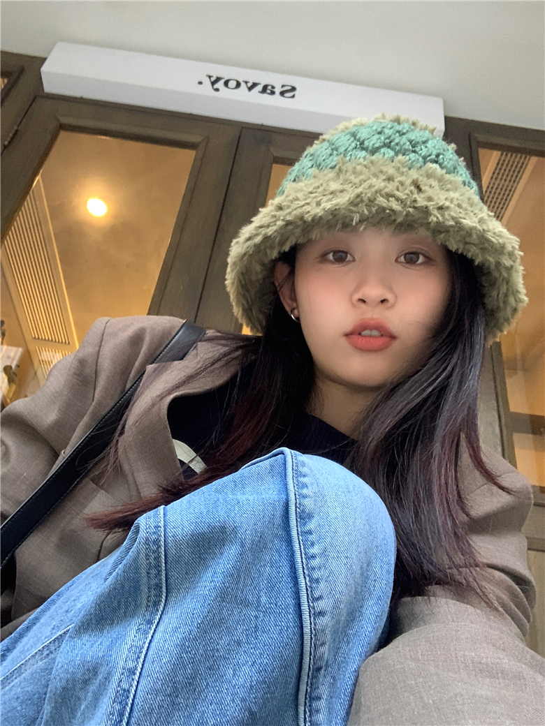 Thickened Korean Style Mixed-Color Plush Knitted Fisherman Hat - Retro Warm Wool Beret for Autumn Winter Ear Protection Thickened Korean Style Mixed-Color Plush Knitted Fisherman Hat - Retro Warm Wool Beret for Autumn Winter Ear Protection