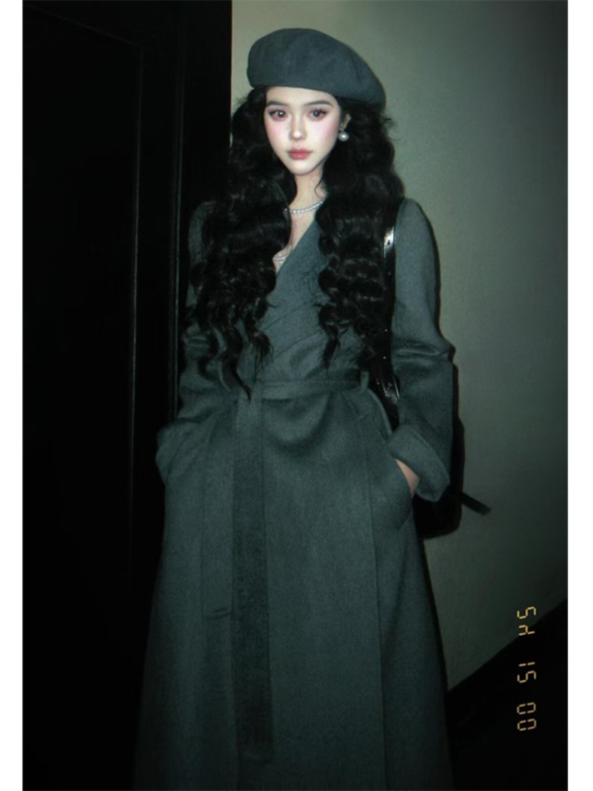 Thigh-Length Double-Sided Wool Coat with Scarf Collar – Trendy High-End Mid-Length Fashion Outerwear Thigh-Length Double-Sided Wool Coat with Scarf Collar – Trendy High-End Mid-Length Fashion Outerwear