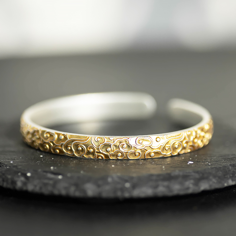 Traditional Chinese Style Open Bangle in 9999 Pure Silver with Gold-Plated Finish - Elegant Fire Cloud Design