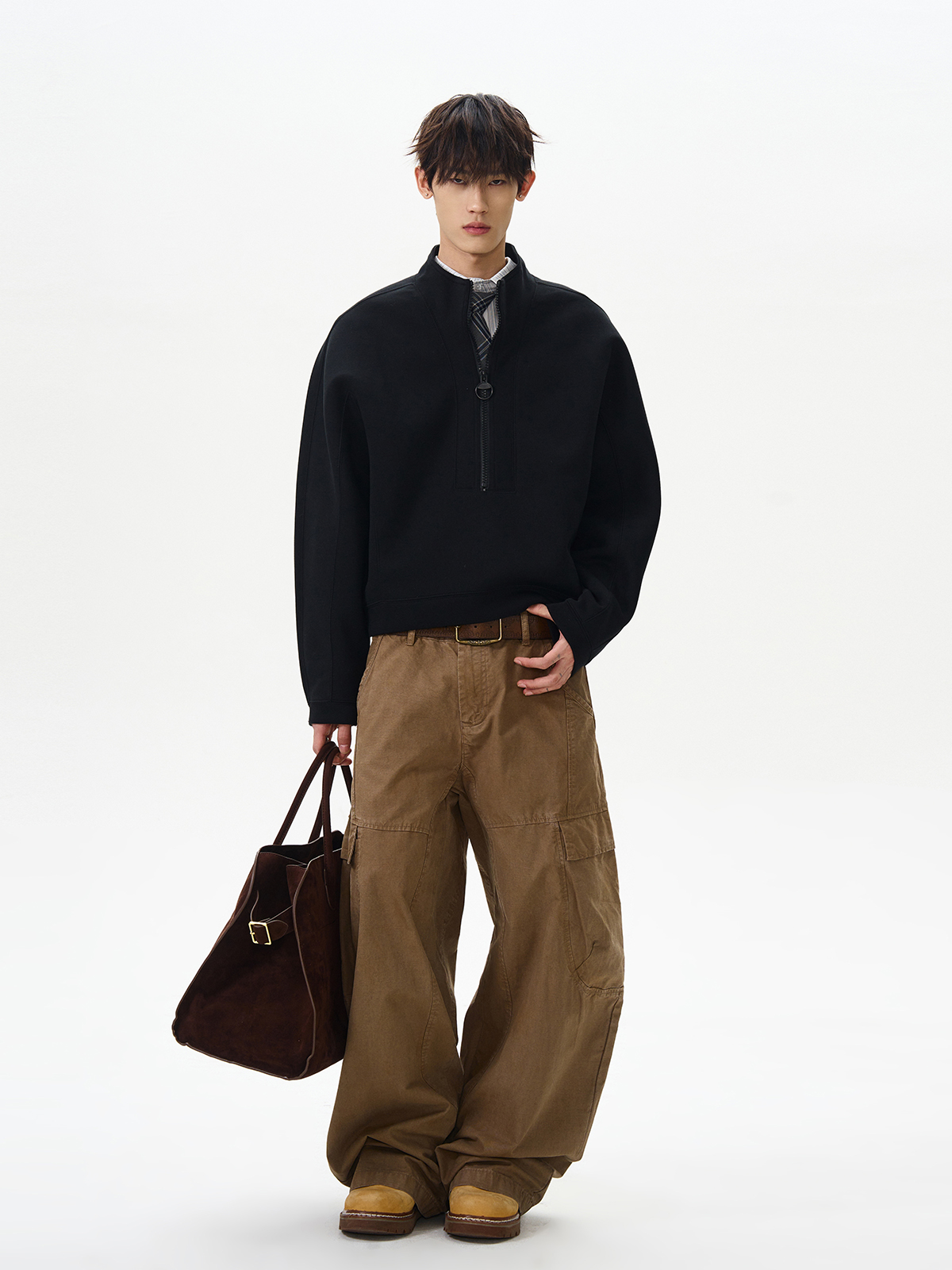 Trendy Boxy Cropped Half-High Zip Collar Sweatshirt in American Street Style, Rebellious Fashion Essential Trendy Boxy Cropped Half-High Zip Collar Sweatshirt in American Street Style, Rebellious Fashion Essential