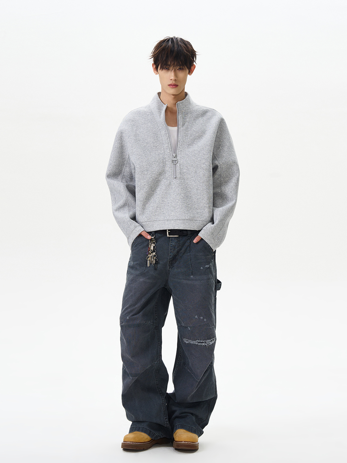 Trendy Boxy Cropped Half-High Zip Collar Sweatshirt in American Street Style, Rebellious Fashion Essential Trendy Boxy Cropped Half-High Zip Collar Sweatshirt in American Street Style, Rebellious Fashion Essential