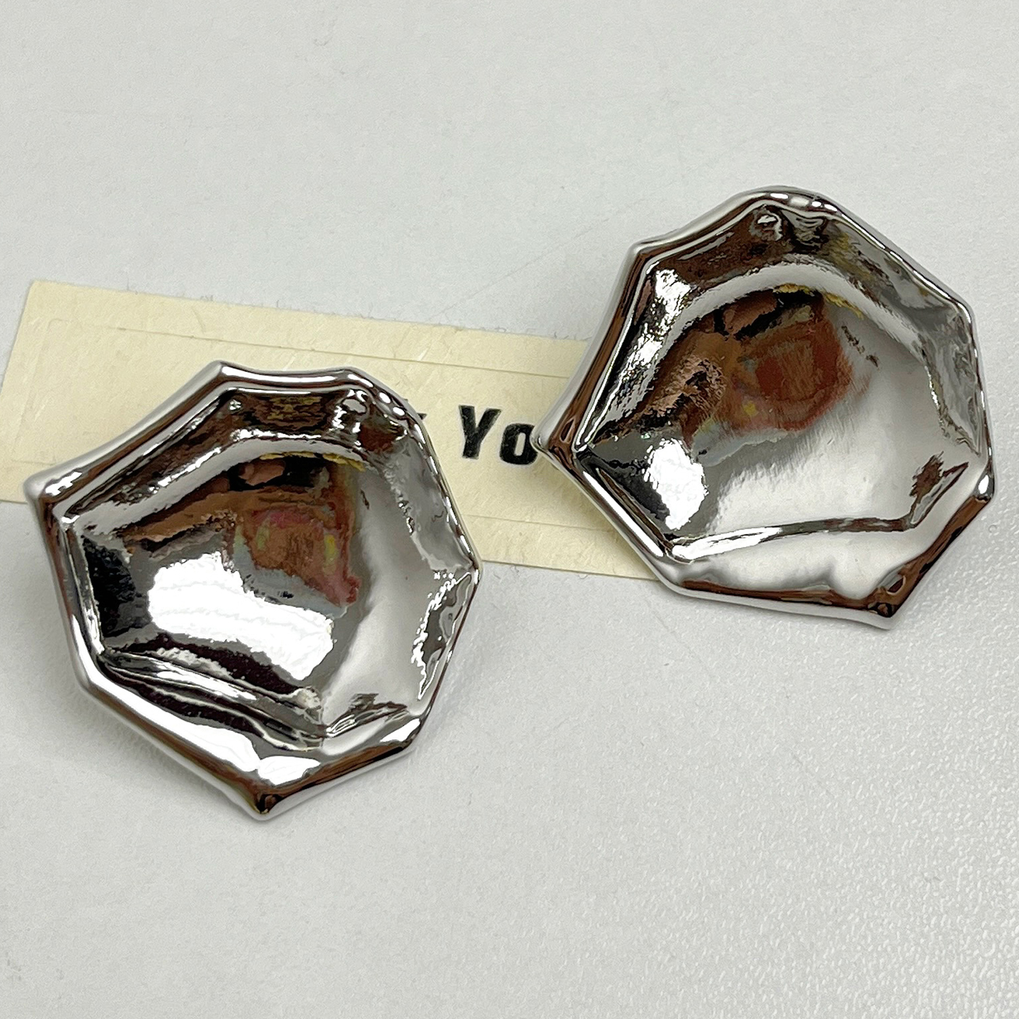 Trendy Geometric Irregular Rose Petal Earrings - Elegant Feminine Ear Studs for 2025 - Unique European & American Style Trendy Geometric Irregular Rose Petal Earrings - Elegant Feminine Ear Studs for 2025 - Unique European & American Style