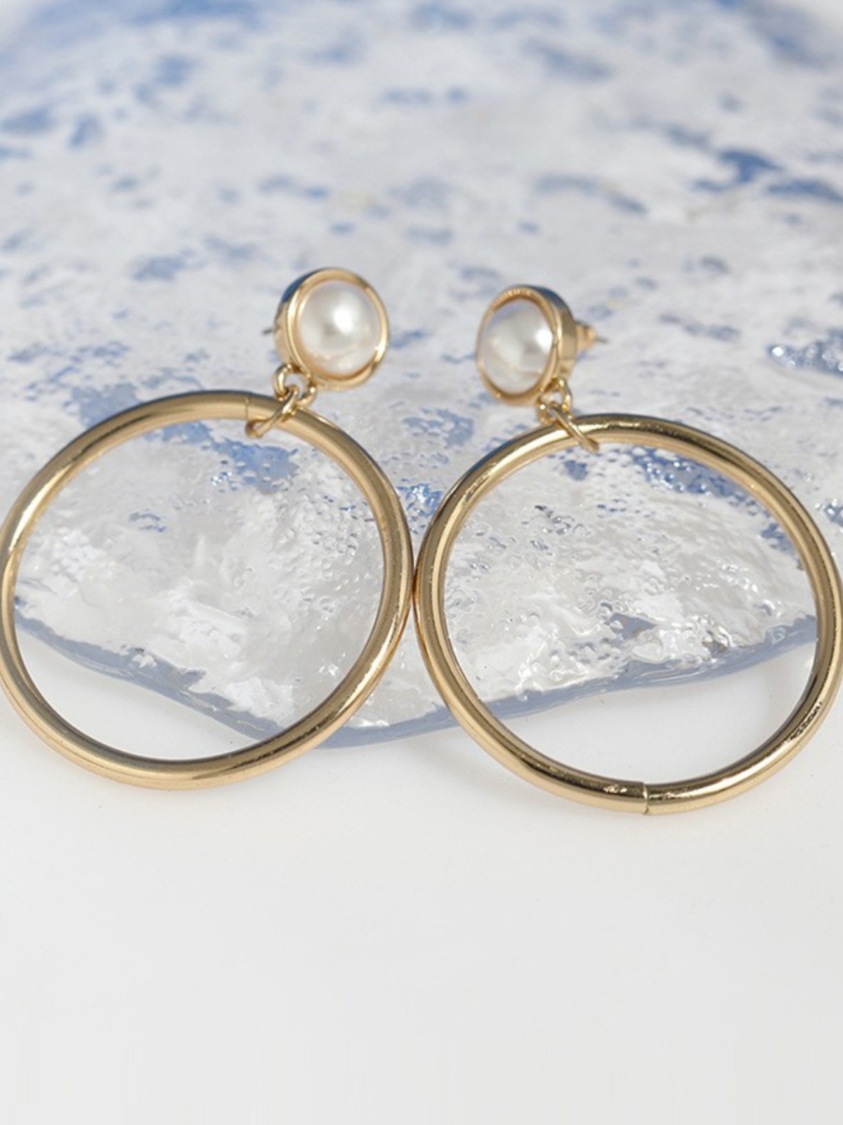 Trendy Gold Metal Round Hollow Drop Earrings for Women - Stylish Pearl Ear Accessories, Japanese & Korean Jewelry Trendy Gold Metal Round Hollow Drop Earrings for Women - Stylish Pearl Ear Accessories, Japanese & Korean Jewelry