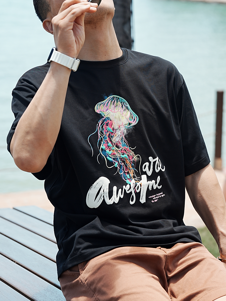 Trendy Heavyweight Colorful Jellyfish Embroidered Short-Sleeve T-Shirt for Men - Summer Fashion Light Luxury Pure Cotton Round Neck Trendy Heavyweight Colorful Jellyfish Embroidered Short-Sleeve T-Shirt for Men - Summer Fashion Light Luxury Pure Cotton Round Neck