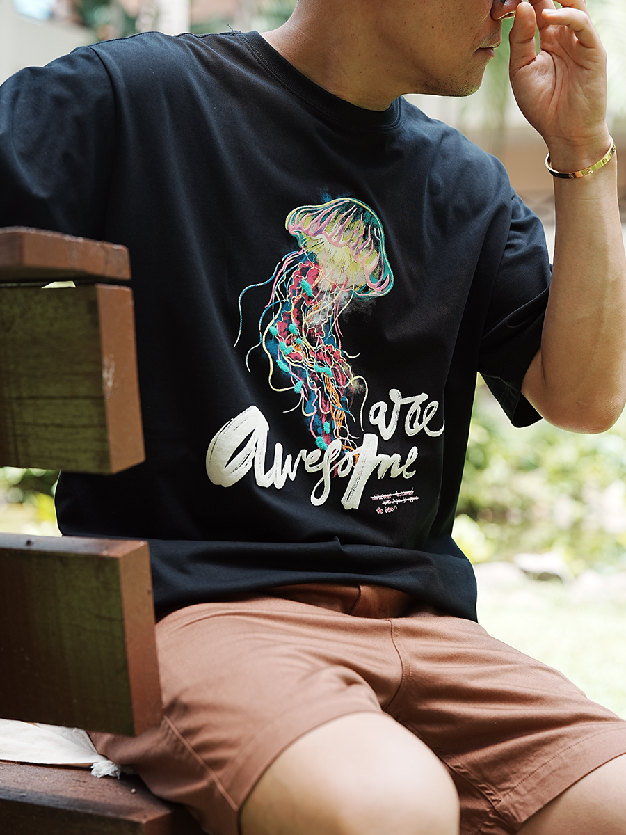 Trendy Heavyweight Colorful Jellyfish Embroidered Short-Sleeve T-Shirt for Men - Summer Fashion Light Luxury Pure Cotton Round Neck Trendy Heavyweight Colorful Jellyfish Embroidered Short-Sleeve T-Shirt for Men - Summer Fashion Light Luxury Pure Cotton Round Neck