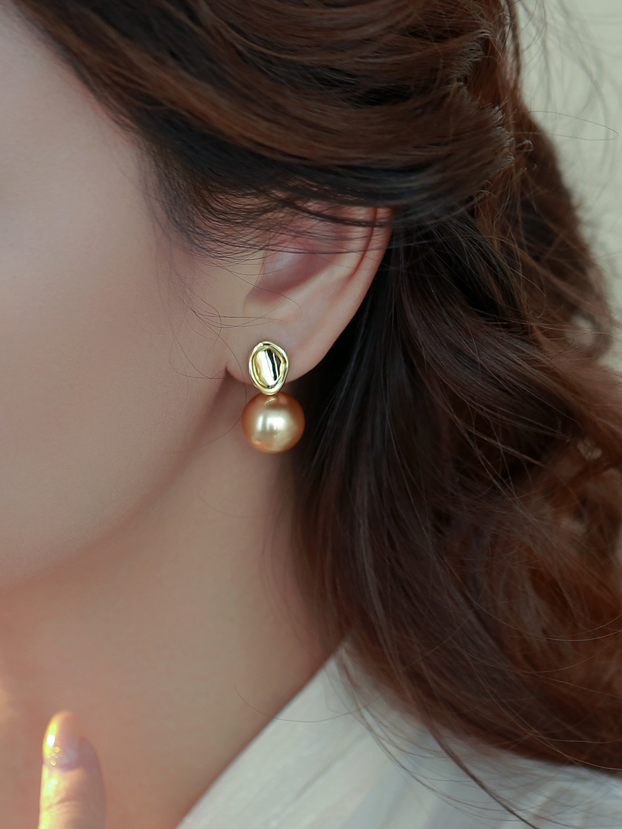 Trendy Large Pearl Stud Earrings for Women - 2025 Chic Light Luxury High-End Fashion Jewelry
