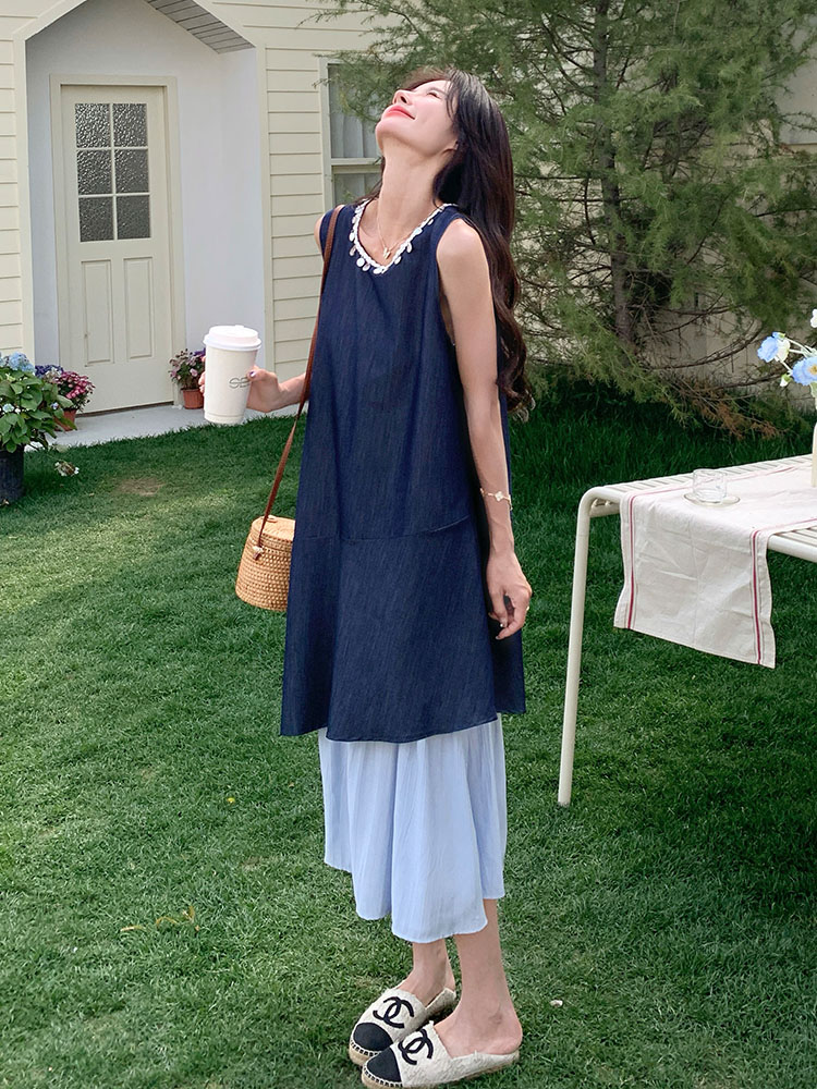 Trendy Spliced Sleeveless Dress for Women - 2025 Summer Style, Loose Fit, Slimming Design for Petite Figures, Casual Tank Dress