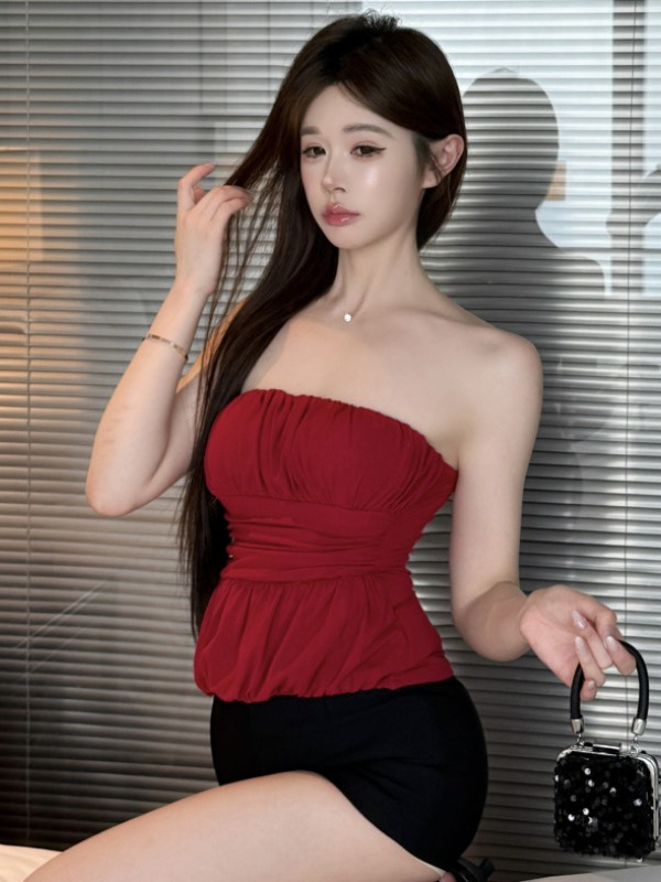 Trendy Strapless Ruffled Short Blouse for Women, Summer Waist-Cinching Top with Sweet and Spicy Design, Y2K Fashion Style Trendy Strapless Ruffled Short Blouse for Women, Summer Waist-Cinching Top with Sweet and Spicy Design, Y2K Fashion Style