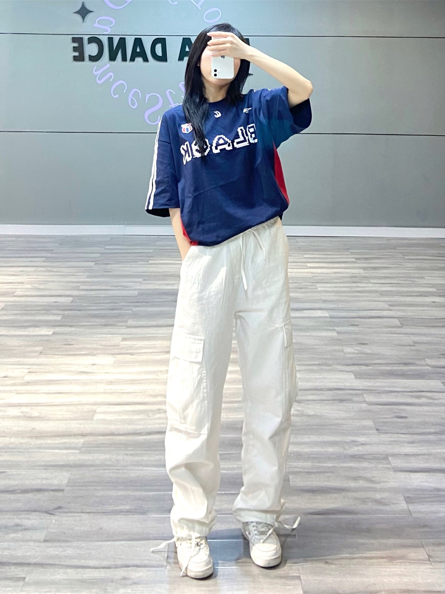 Trendy White Work Pants for Women - Hip-Hop Jazz Dance Long Straight-Leg Joggers, Casual Street Style, 90s Inspired Fashion Trendy White Work Pants for Women - Hip-Hop Jazz Dance Long Straight-Leg Joggers, Casual Street Style, 90s Inspired Fashion