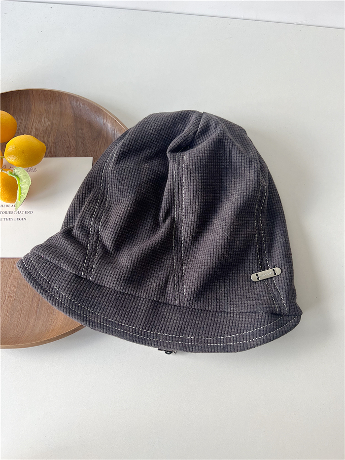 Trendy Wide-Brimmed Bucket Hat for Autumn and Winter - Casual Everyday Style, Flattering Fit, Perfect for Lazy Days