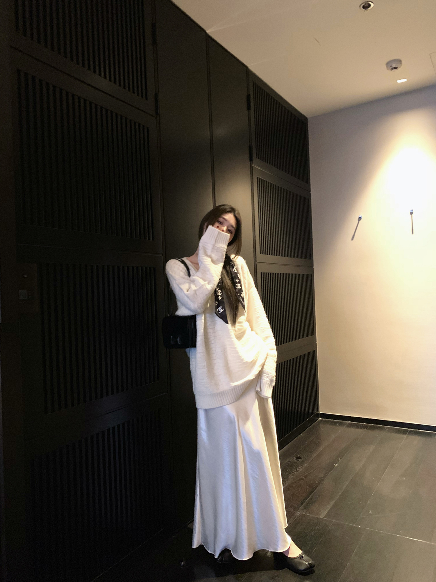 Tricolor Blend Linen Tencel Wool Pullover Sweater for Women - Cozy Forest Sea Mist Design, Perfect for Casual 90s and Y2K Style Tricolor Blend Linen Tencel Wool Pullover Sweater for Women - Cozy Forest Sea Mist Design, Perfect for Casual 90s and Y2K Style