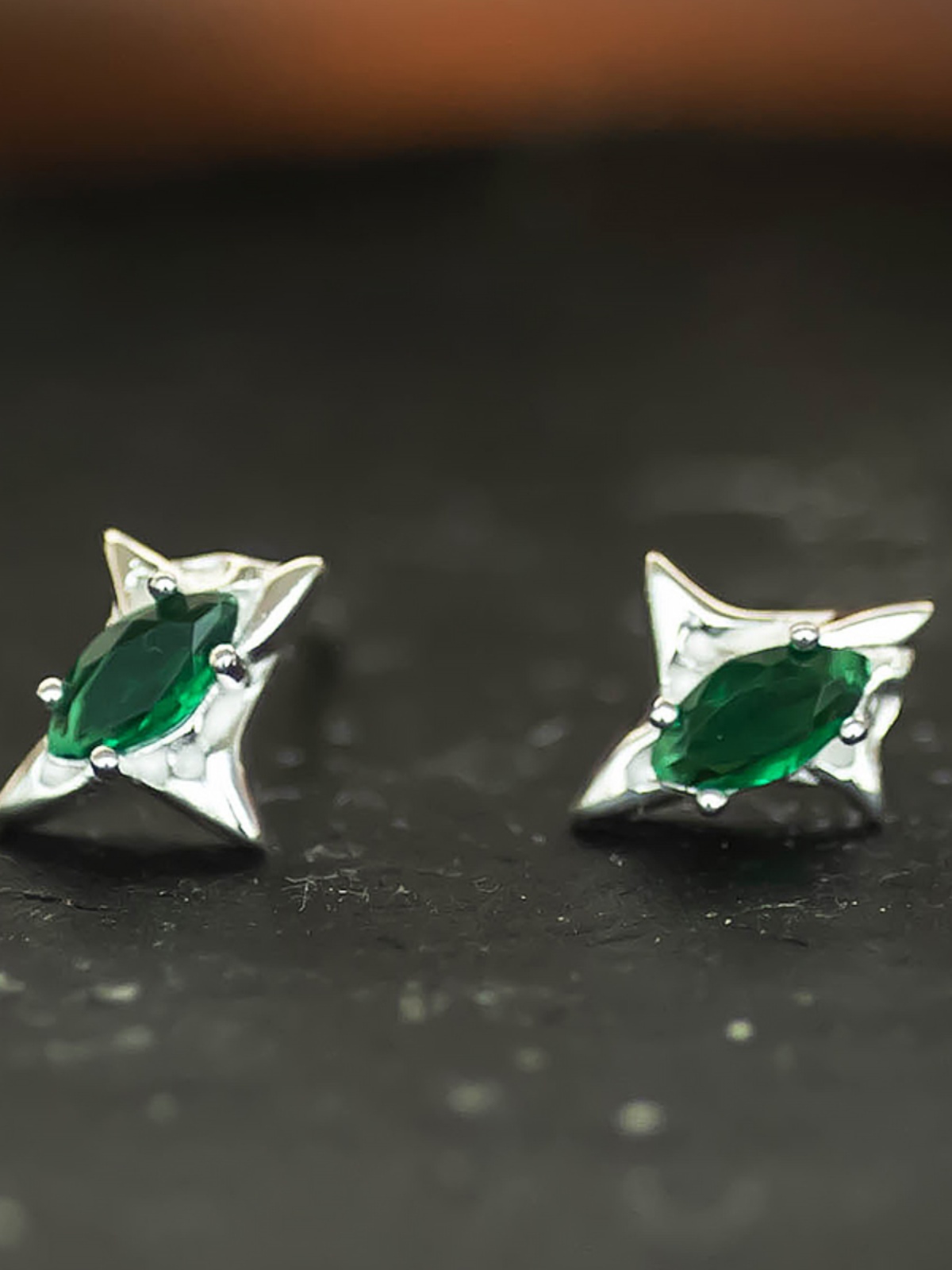 Twisted Starburst S925 Silver Earrings - Trendy Minimalist Design, Light Luxury, Niche Aesthetic, Perfect for Everyday Wear Twisted Starburst S925 Silver Earrings - Trendy Minimalist Design, Light Luxury, Niche Aesthetic, Perfect for Everyday Wear