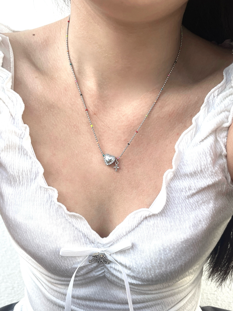 Two-in-One Candy Color Beaded Heart Cross Pendant Necklace - Korean Style Y2K Niche Design Jewelry Two-in-One Candy Color Beaded Heart Cross Pendant Necklace - Korean Style Y2K Niche Design Jewelry