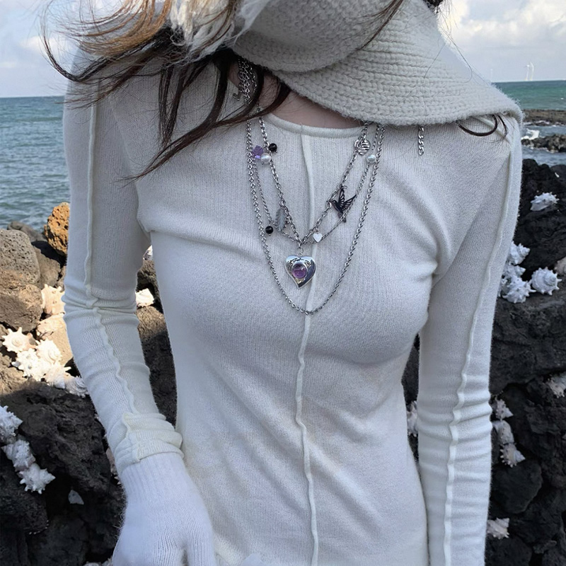 Two-Tone Gold and Silver Gemstone Heart Necklace - Layered Long Clavicle Chain, Trendy Niche Style Sweater Accessory Two-Tone Gold and Silver Gemstone Heart Necklace - Layered Long Clavicle Chain, Trendy Niche Style Sweater Accessory