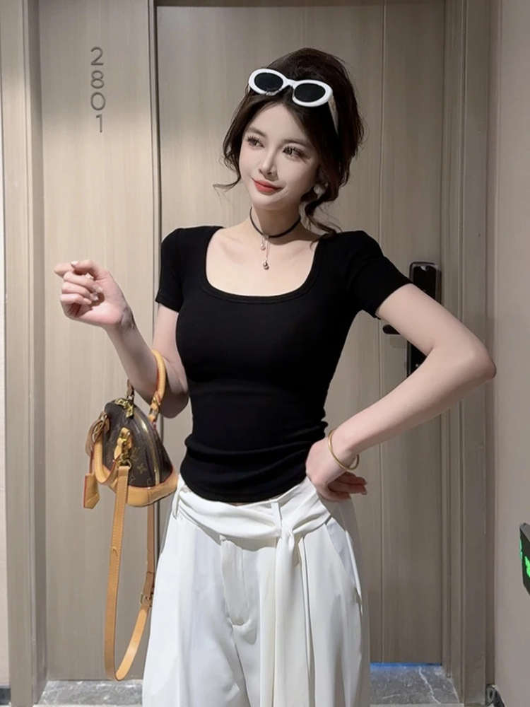 U-Neck Ruched Short Sleeve T-Shirt for Women - Slimming Summer Top, Tight-Fitting, Versatile Style for Spicy Girl Vibes U-Neck Ruched Short Sleeve T-Shirt for Women - Slimming Summer Top, Tight-Fitting, Versatile Style for Spicy Girl Vibes