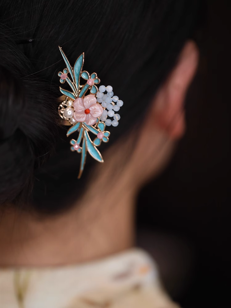 U-Shaped Blue Enamel Hairpin - High-End Chinese Style Women's Ancient Hair Accessory for Qipao U-Shaped Blue Enamel Hairpin - High-End Chinese Style Women's Ancient Hair Accessory for Qipao