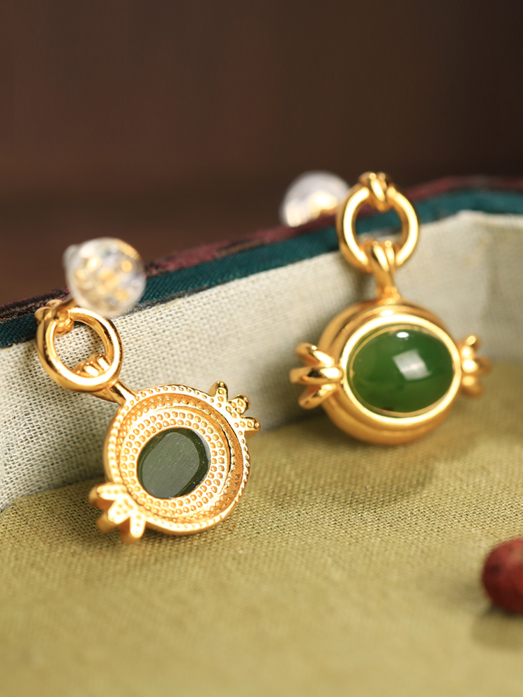 Unique Angel's Eye Hetian Jade Pure Silver Earrings for Women, Exquisite Jadeite Ear Drops, High-End Fashion Accessories Unique Angel's Eye Hetian Jade Pure Silver Earrings for Women, Exquisite Jadeite Ear Drops, High-End Fashion Accessories