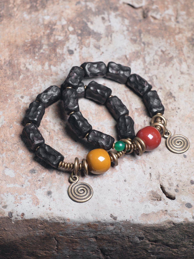 Unique Hand-Carved Textured Black Sandalwood Bracelet for Couples - Artistic Ethnic Style Wrist Accessories Unique Hand-Carved Textured Black Sandalwood Bracelet for Couples - Artistic Ethnic Style Wrist Accessories