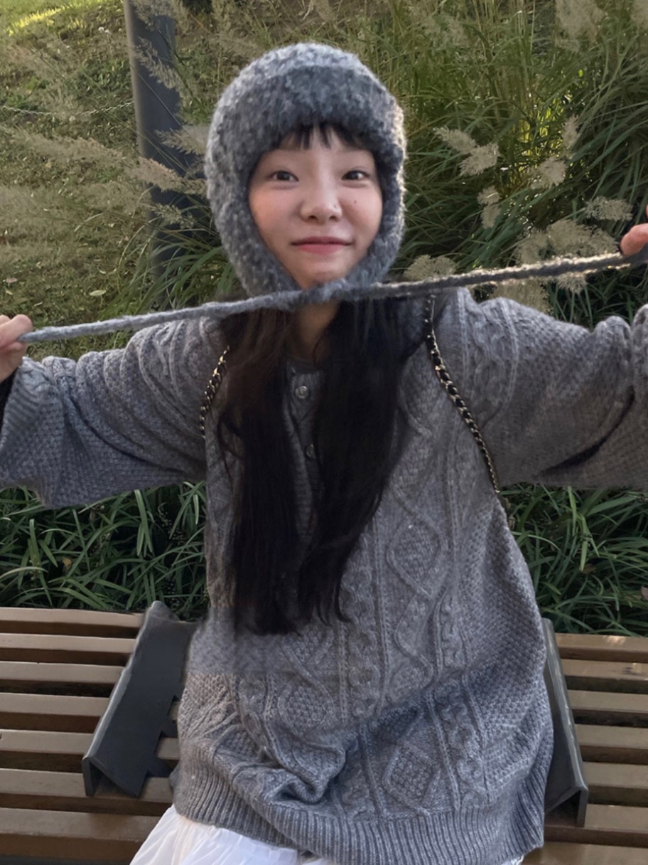 Unique Korean Retro Polka Dot Knitted Flying Hat - Cute Casual Warm Ear Protection, Versatile Mixed Color Design Unique Korean Retro Polka Dot Knitted Flying Hat - Cute Casual Warm Ear Protection, Versatile Mixed Color Design