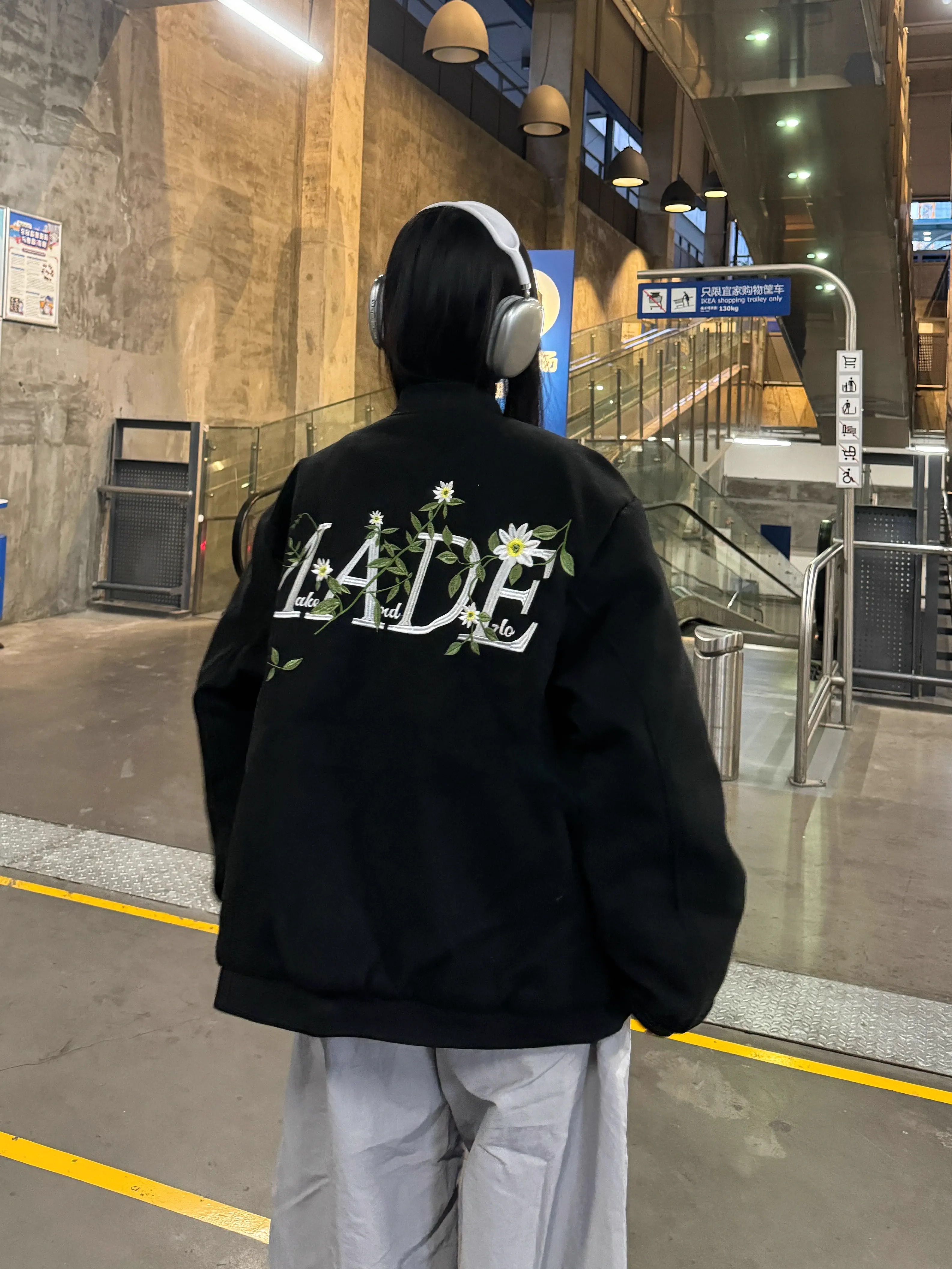 Unisex Floral Embroidery Baseball Jacket - Thickened Cotton Winter Coat, Trendy Amoeba Design Unisex Floral Embroidery Baseball Jacket - Thickened Cotton Winter Coat, Trendy Amoeba Design