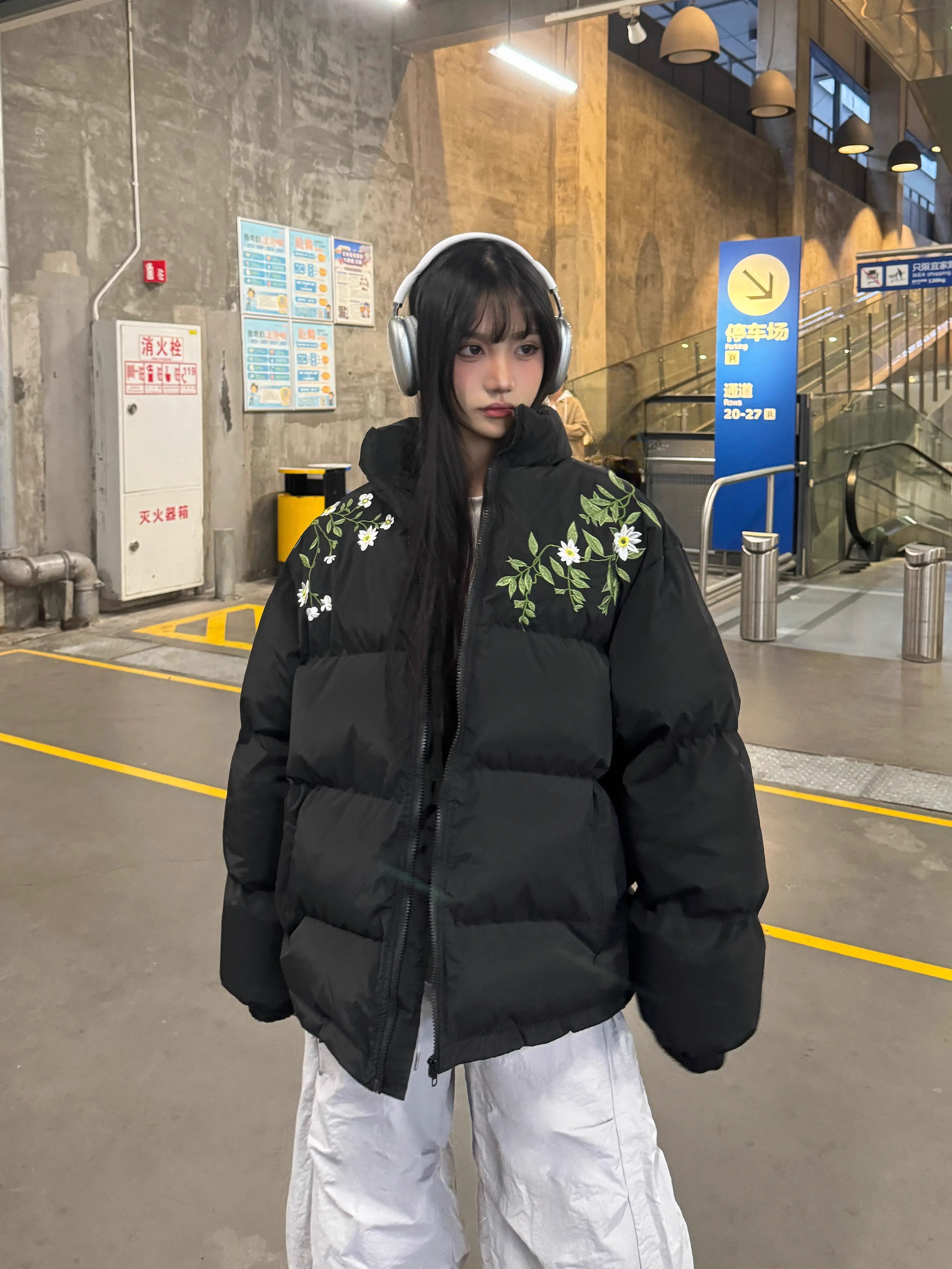 Unisex Floral Embroidery Cotton Puffer Jacket - Loose Fit, Thick Winter Coat, National Trend, Warm Outerwear Unisex Floral Embroidery Cotton Puffer Jacket - Loose Fit, Thick Winter Coat, National Trend, Warm Outerwear