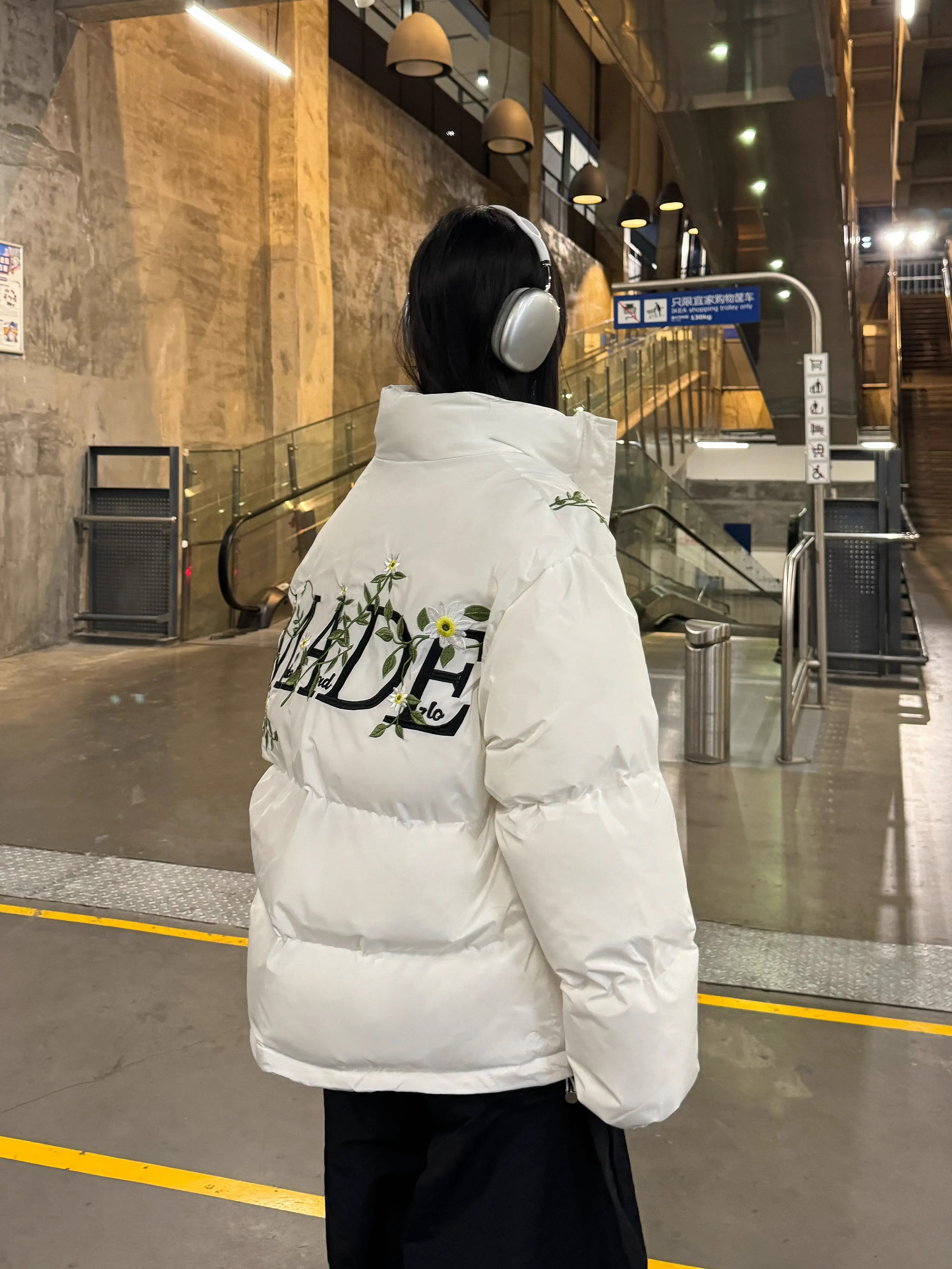 Unisex Floral Embroidery Cotton Puffer Jacket - Loose Fit, Thick Winter Coat, National Trend, Warm Outerwear Unisex Floral Embroidery Cotton Puffer Jacket - Loose Fit, Thick Winter Coat, National Trend, Warm Outerwear